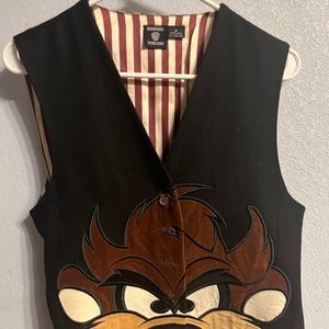 Vintage vest featuring Tazmania Devil very well kept